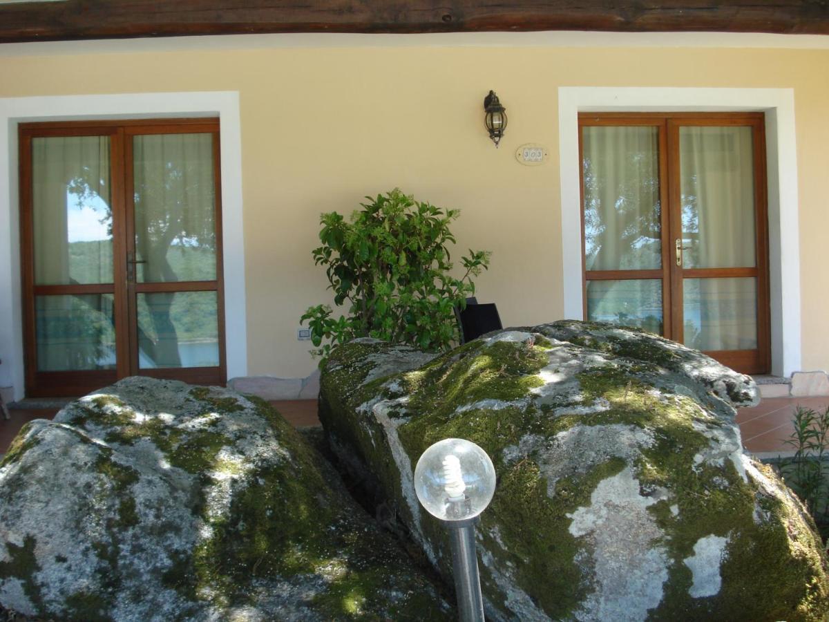 Hotel Valkarana Country Relais (Adults Only) 산트 안토니오 디 갈루라 외부 사진