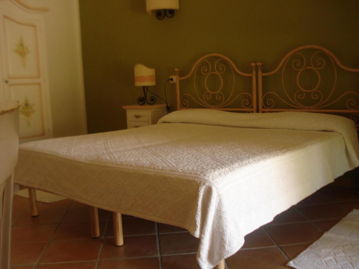 Hotel Valkarana Country Relais (Adults Only) 산트 안토니오 디 갈루라 외부 사진