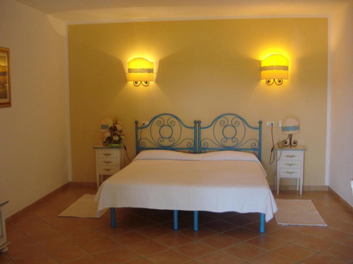 Hotel Valkarana Country Relais (Adults Only) 산트 안토니오 디 갈루라 외부 사진