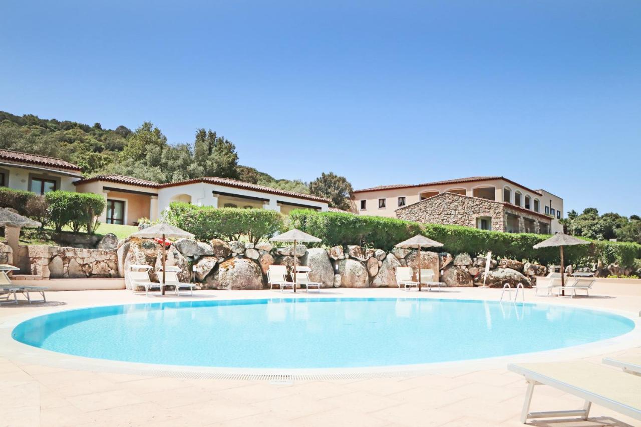 Hotel Valkarana Country Relais (Adults Only) 산트 안토니오 디 갈루라 외부 사진